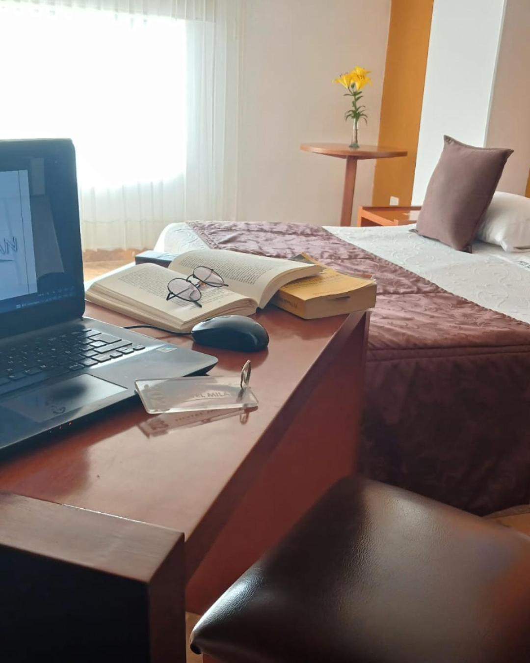 דויטאמה Hotel Milan מראה חיצוני תמונה