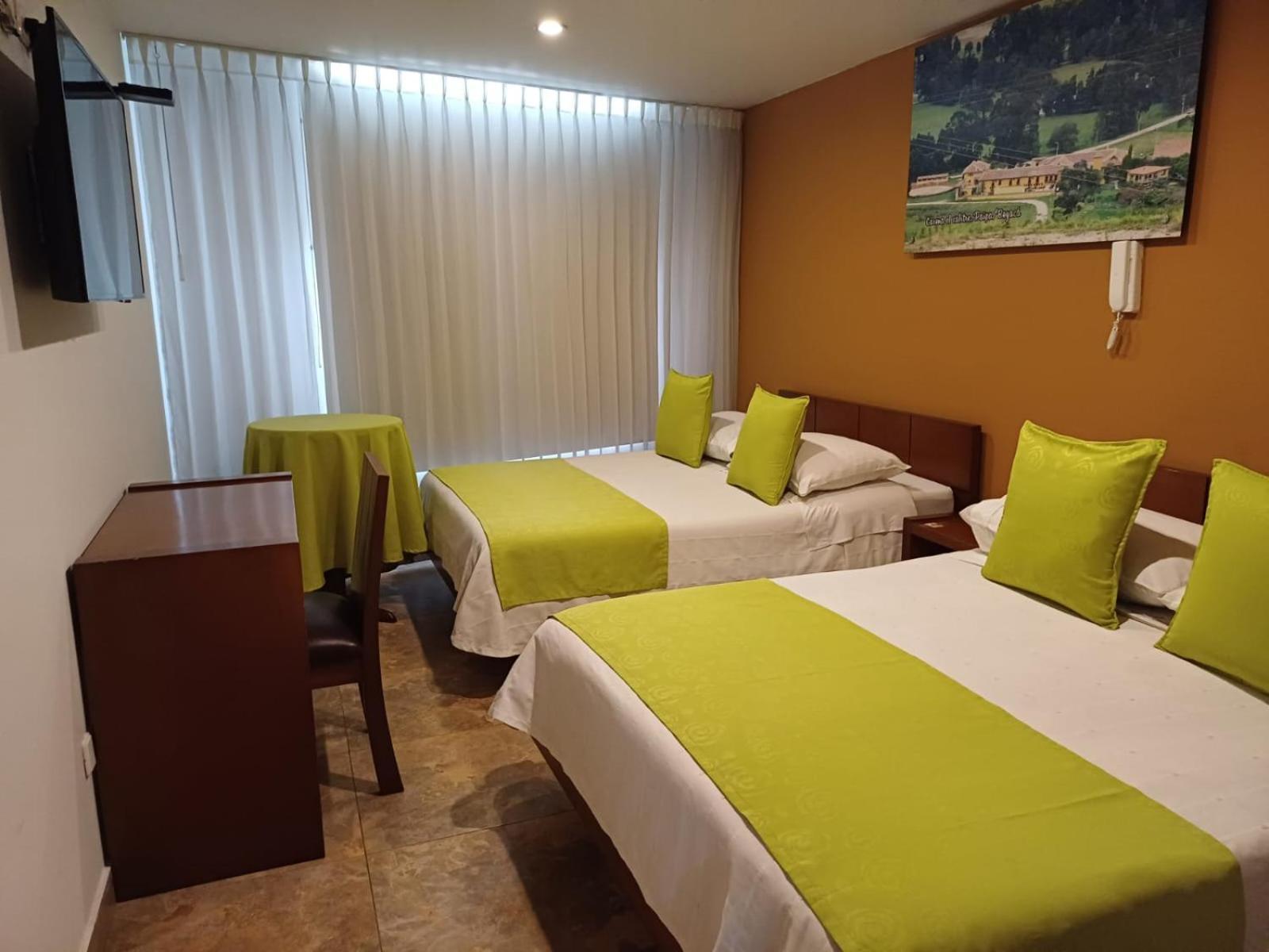 דויטאמה Hotel Milan מראה חיצוני תמונה