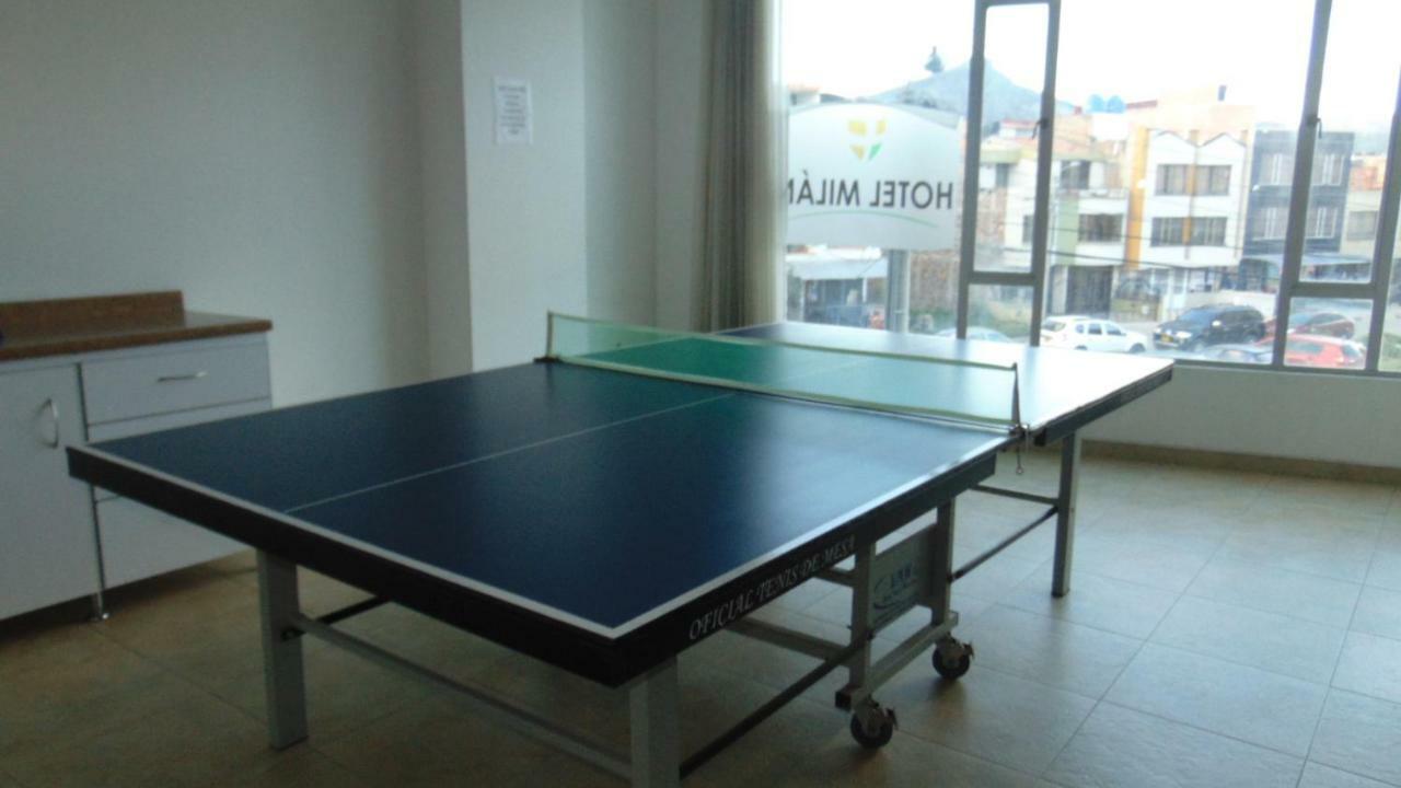 דויטאמה Hotel Milan מראה חיצוני תמונה